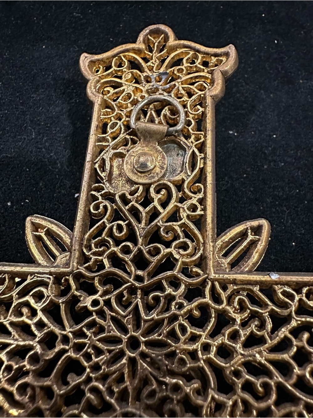 Vintage Ornate Filigree Wall Crucifix INRI Jesus On Cross - Picture 4 of 6